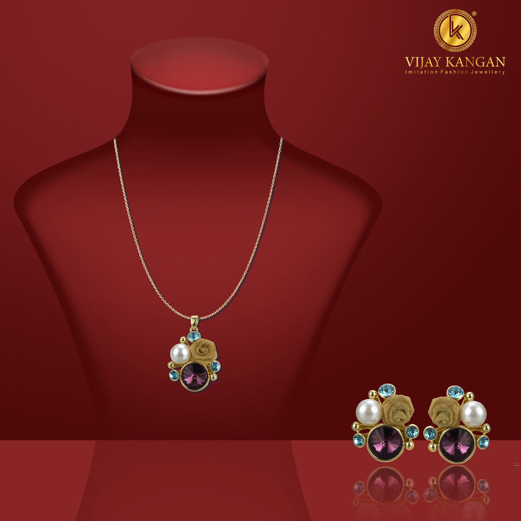 18k Goldpolished Swarovski Multi Stone Pendent Set