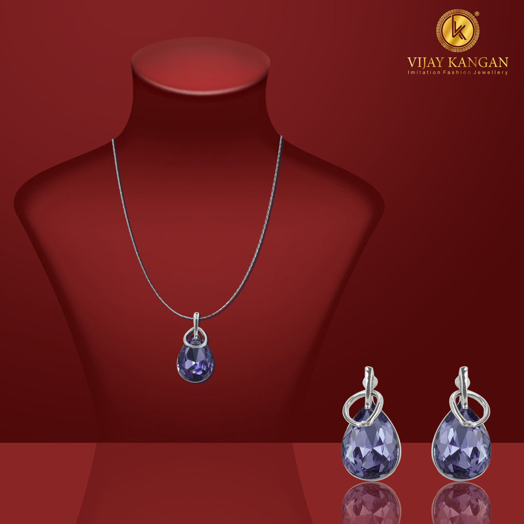 18k Silverpolished Elegant Purple Stone Swarovski Pendent Set