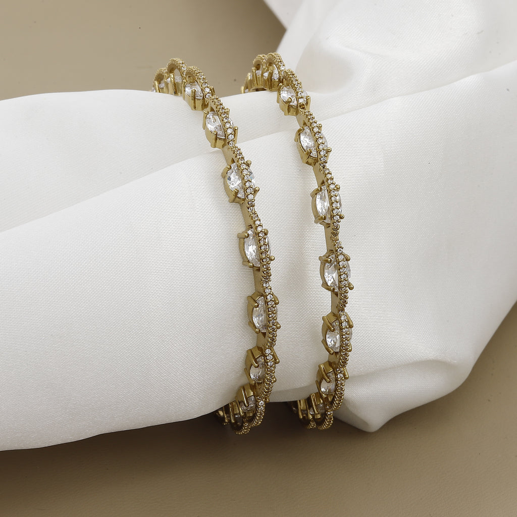 Mehndi Polished Elegant American Diamond Set of 2 Bangles