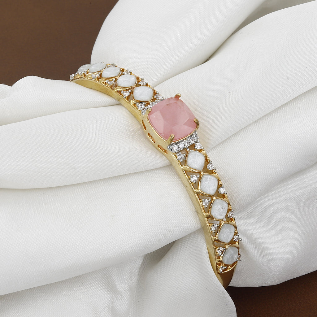 18k Gold Polished Regal Crimson Solitaire & White Stone Designer Bangle