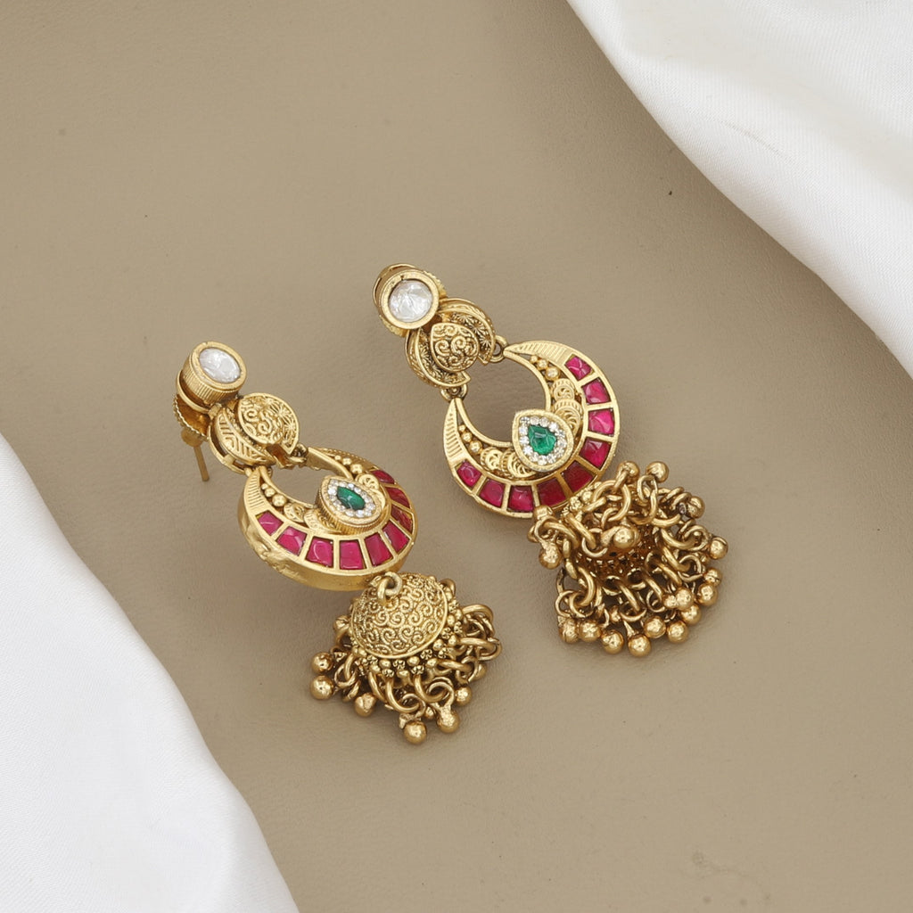 Antique Gold Kundan Chandbali Necklace Set with Earrings