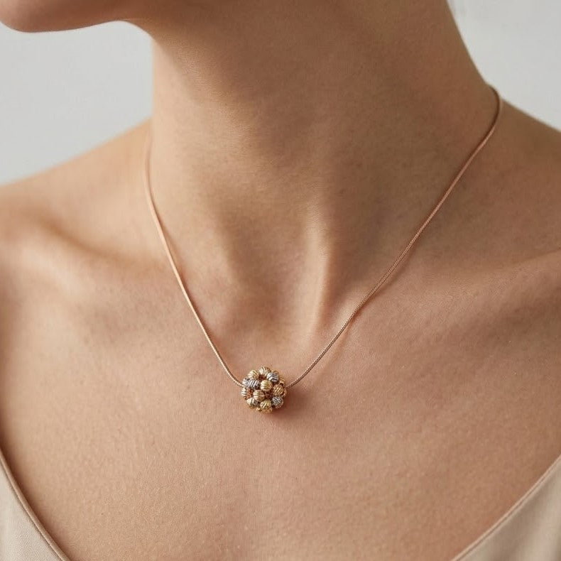 Elegant Mixed Metal Cluster Pendant Necklace