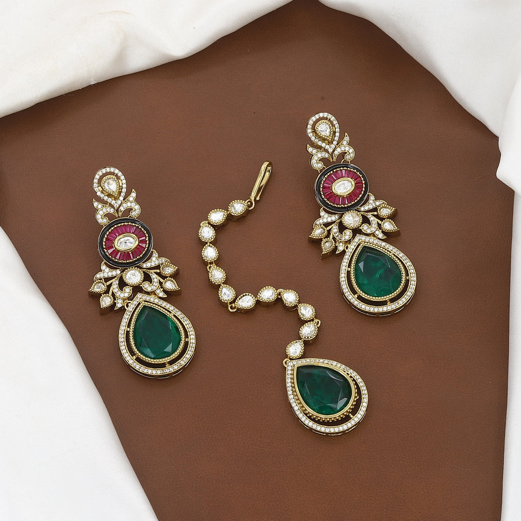 Royal Teardrop Emerald Polki Necklace Set with Maang Tikka