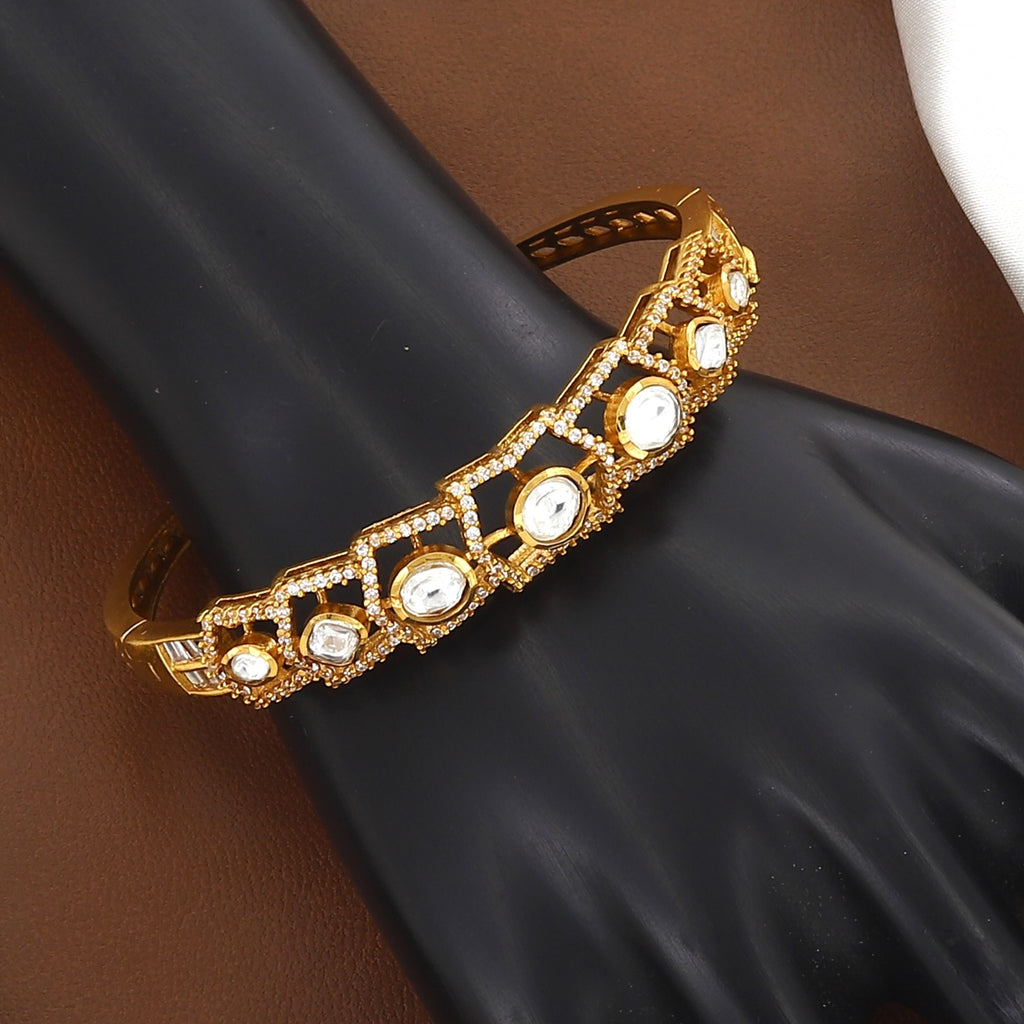 Elegant Gold Tone Kundan Wedding Kada Bracelet