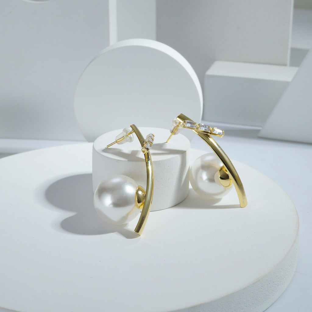 New Sterling Fancy Earrings With Big Perl
