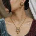 Traditional Kundan Medallion Necklace Set (Medium)
