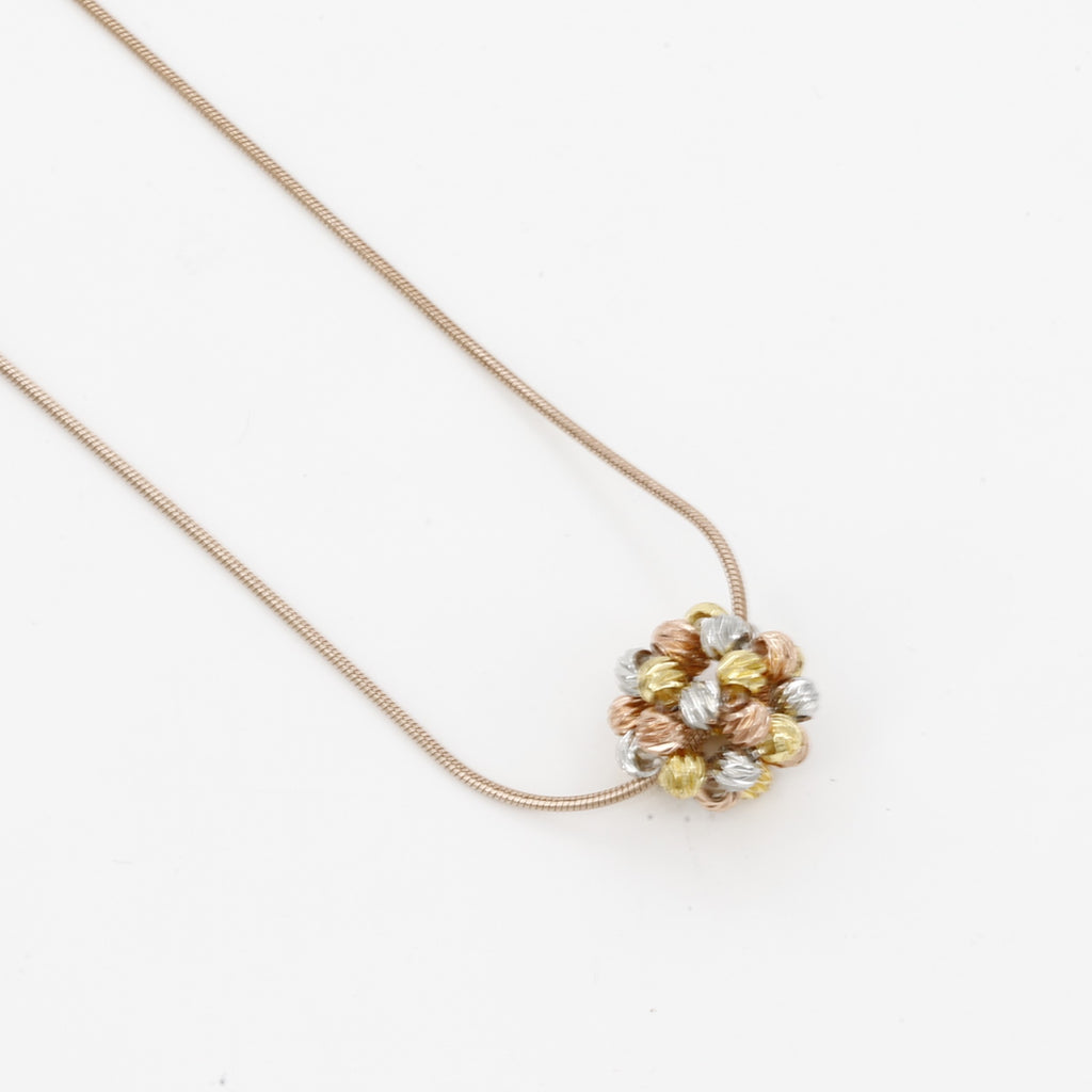 Elegant Mixed Metal Cluster Pendant Necklace