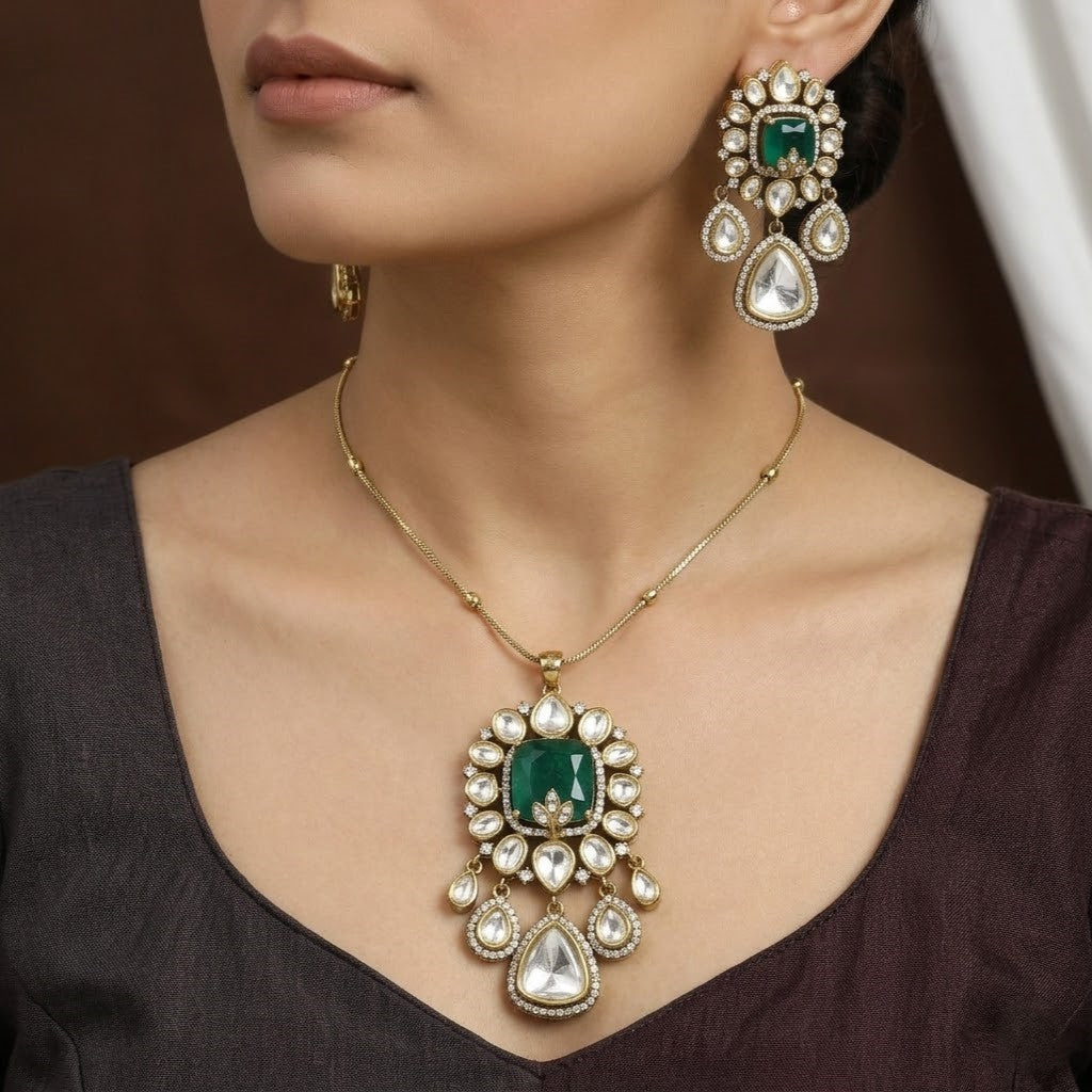 Royal Emerald Green Stone Pendant Set with Polki Kundan Accents