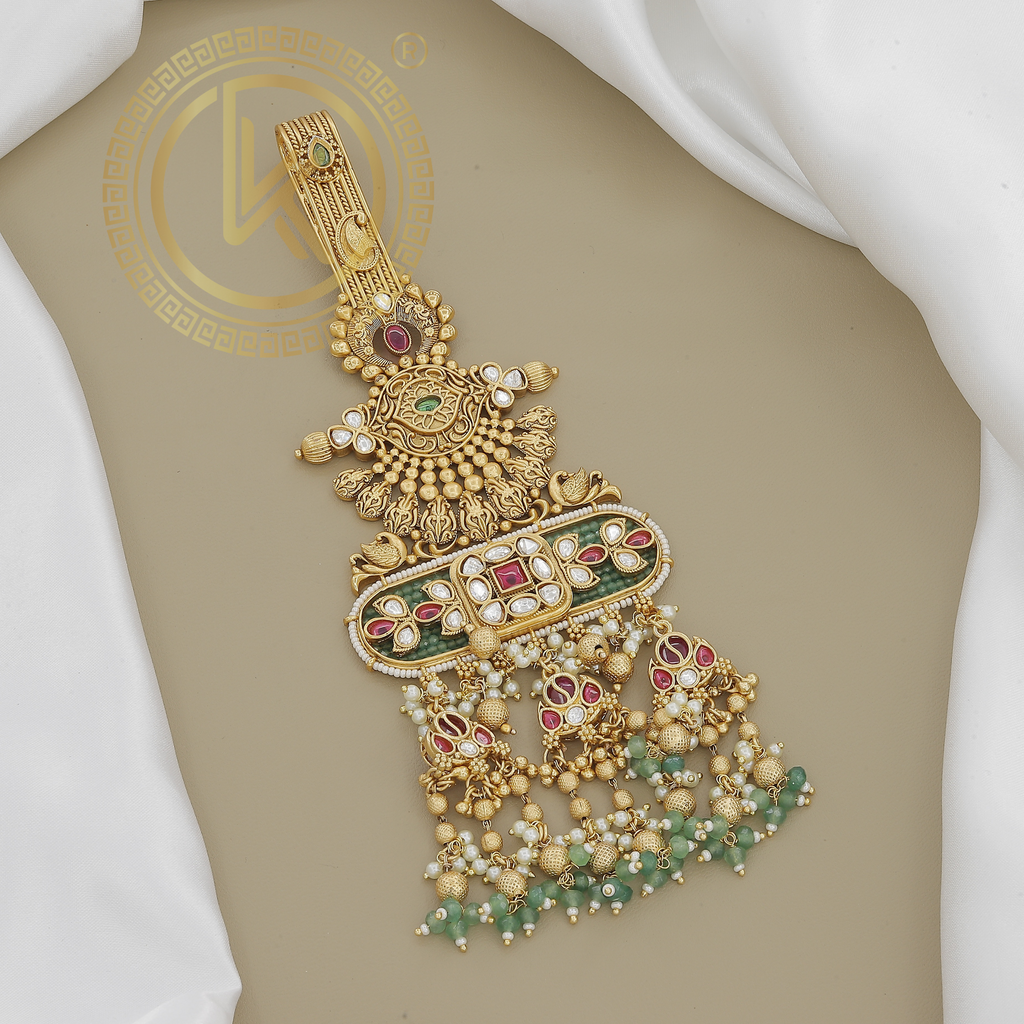 Gold Belly Juda with Green Beads, Kundan, and Pearl Detailing